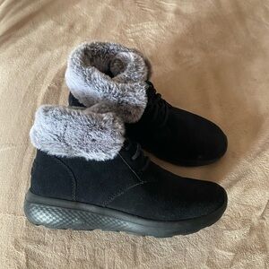 Women's Black Fur-Lined Ankle Boots